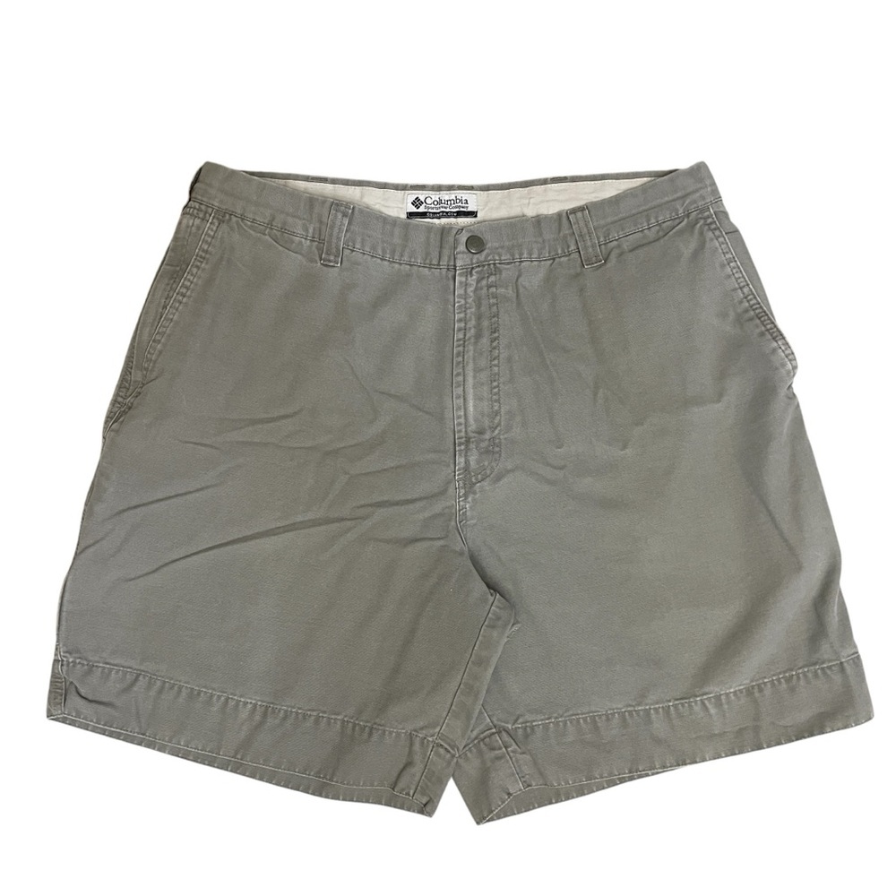 Columbia Gray Above the Knee Outdoor Flat Front 7.5” Shorts Men’s Waist size 38